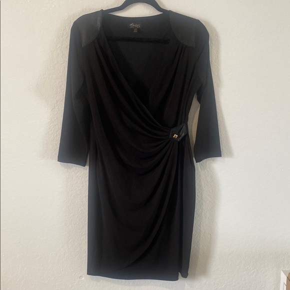 Elegant Black Dress - Picture 1 of 5